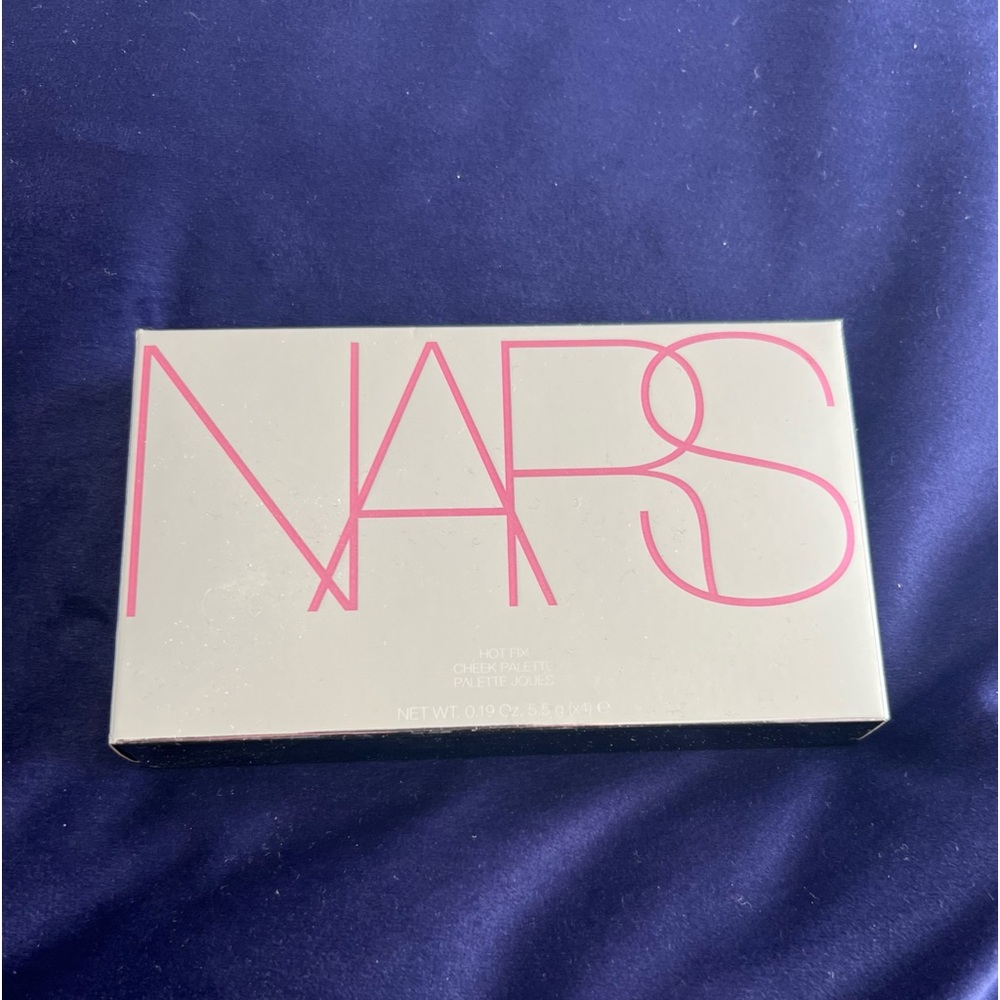 NARS HOT FIX cheek palette